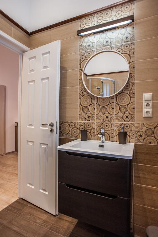 Apartament In *