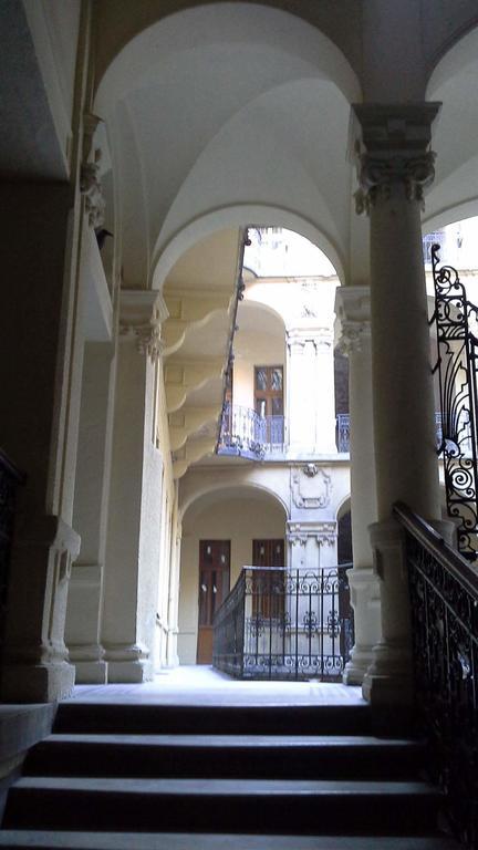 Apartament In *